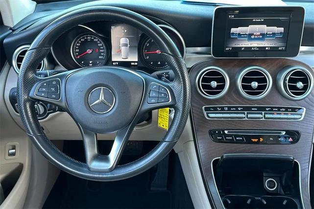 Photo of 2019 Polar White Mercedes-Benz GLC 300