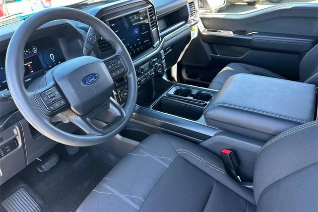Photo of 2025 Oxford White Ford F-150