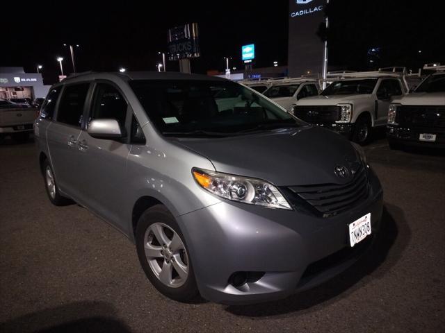 2015 Toyota Sienna