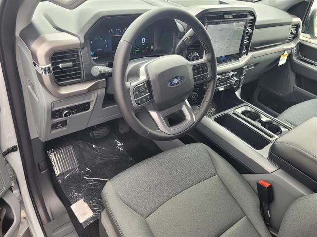 Photo of 2025 Space White Metallic Ford F-150
