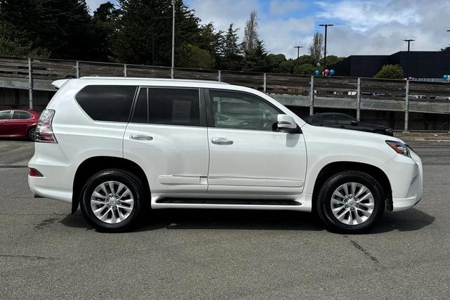 Photo of 2018 Starfire Pearl Lexus GX 460
