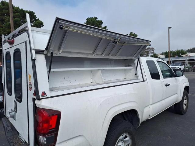 Photo of 2021 Super White Toyota Tacoma