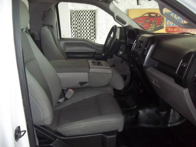 Photo of 2018 Oxford White Ford F-150