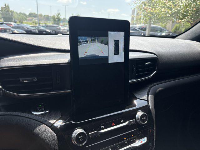 Photo of 2021 Agate Black Metallic Ford Explorer