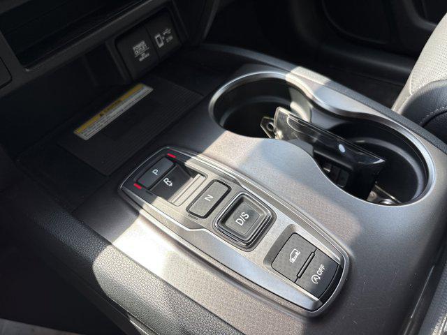 Photo of 2023 Crystal Black Pearl Honda Passport