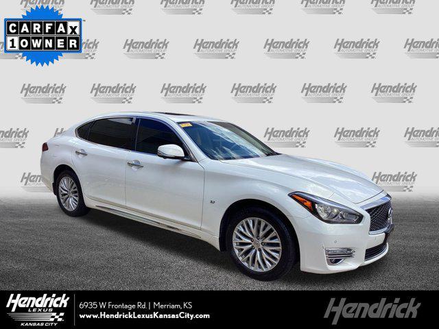 2015 Infiniti Q70L