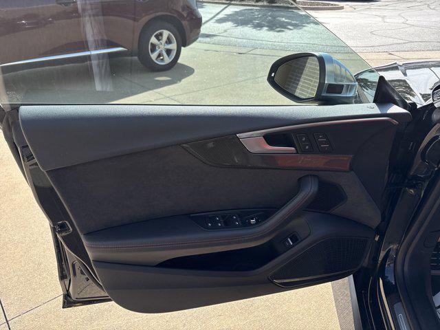 Photo of 2018 Mythos Black Metallic Audi S5