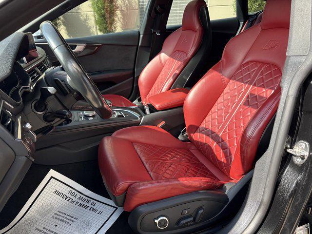 Photo of 2018 Mythos Black Metallic Audi S5