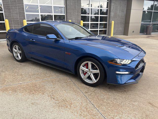 Photo of 2018 Lightning Blue Metallic Ford Mustang