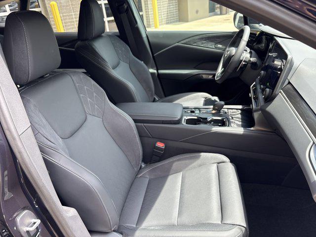 Photo of 2025 Nightfall Mica Lexus RX 350
