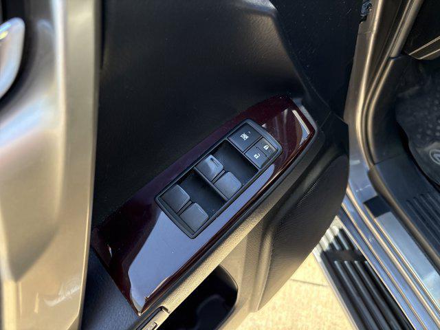 Photo of 2018 Nebula Gray Pearl Lexus GX 460