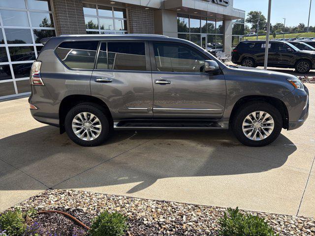Photo of 2018 Nebula Gray Pearl Lexus GX 460