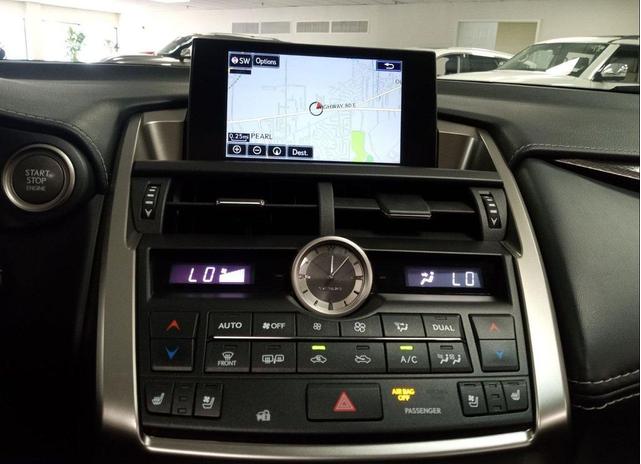 Photo of 2017 Eminent White Lexus NX 200t