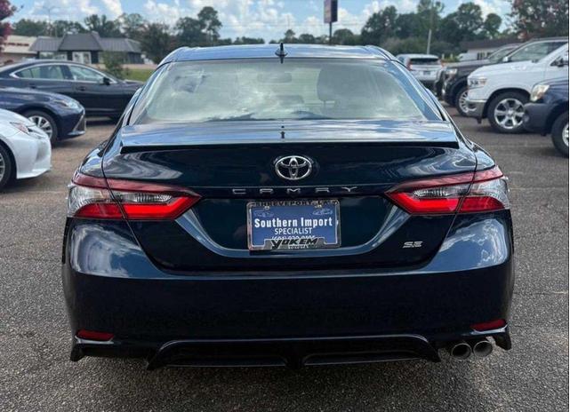 Photo of 2021 Midnight Black Metallic Toyota Camry
