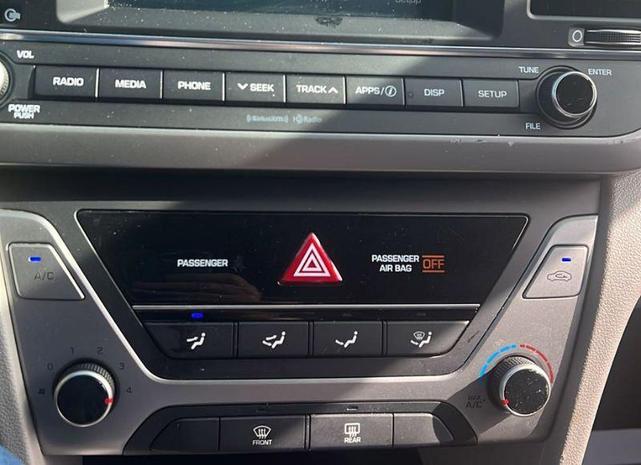 Photo of 2018 Phantom Black Hyundai ELANTRA
