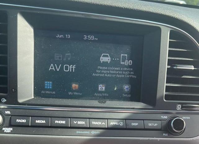 Photo of 2018 Phantom Black Hyundai ELANTRA