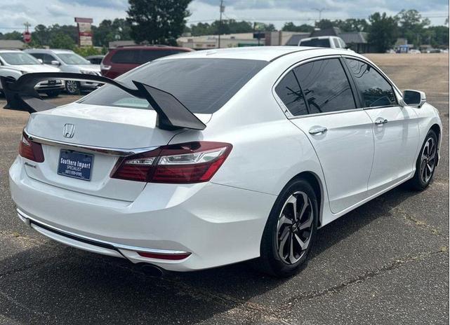 Photo of 2016 White Orchid Pearl Honda Accord