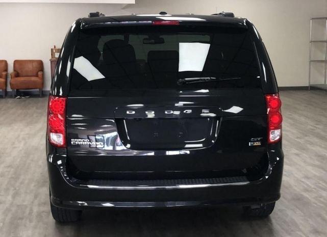 Photo of 2019 Black Onyx Crystal Pearlcoat Dodge Grand Caravan