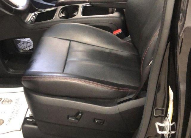 Photo of 2019 Black Onyx Crystal Pearlcoat Dodge Grand Caravan
