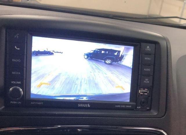 Photo of 2019 Black Onyx Crystal Pearlcoat Dodge Grand Caravan