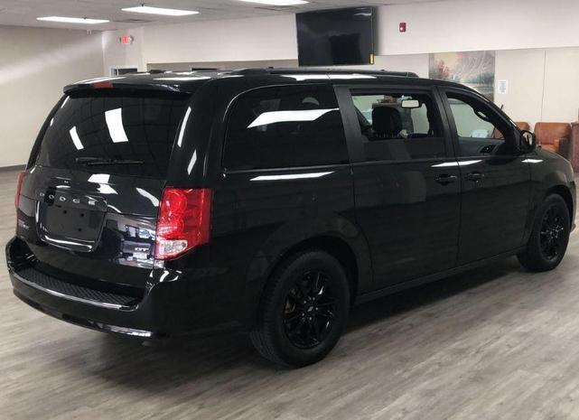 Photo of 2019 Black Onyx Crystal Pearlcoat Dodge Grand Caravan