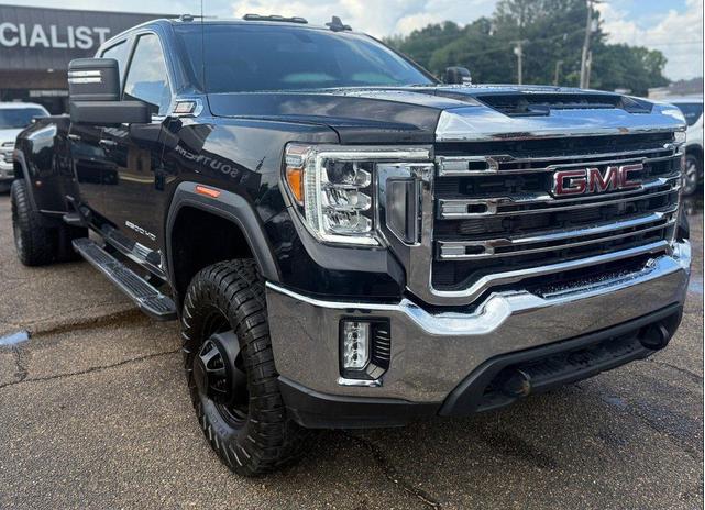 Photo of 2022 Onyx Black GMC Sierra 3500
