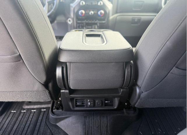 Photo of 2022 Onyx Black GMC Sierra 3500