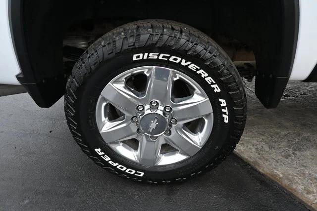 Photo of 2020 Summit White Chevrolet Silverado 2500