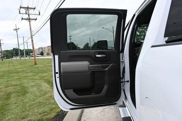 Photo of 2020 Summit White Chevrolet Silverado 2500