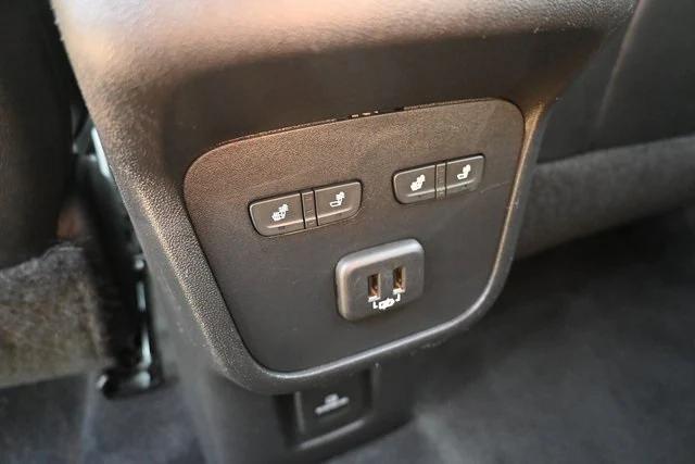 Photo of 2019 Cajun Red Tintcoat Chevrolet Equinox