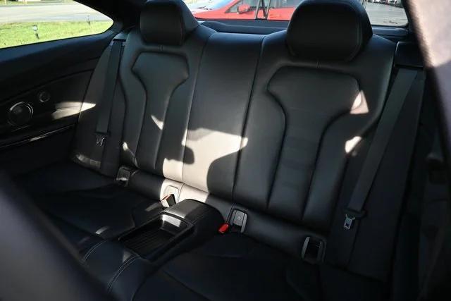Photo of 2015 Mineral Grey Metallic BMW M4