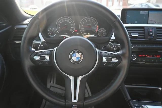 Photo of 2015 Mineral Grey Metallic BMW M4