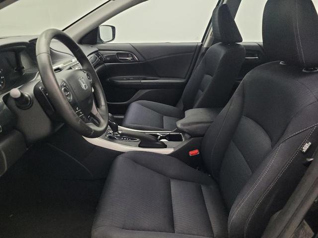 Photo of 2015 Crystal Black Pearl Honda Accord