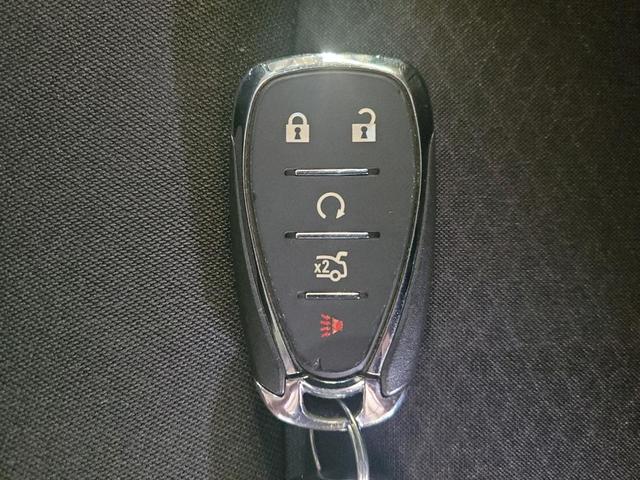 Photo of 2022 Mosaic Black Metallic Chevrolet Malibu