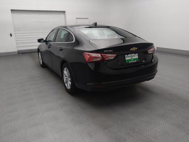 Photo of 2022 Mosaic Black Metallic Chevrolet Malibu