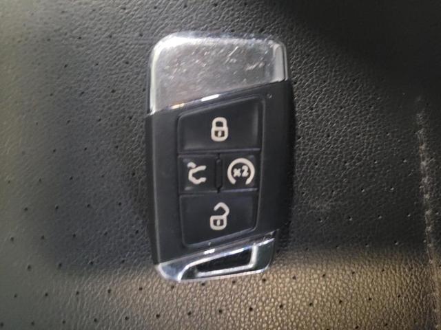 Photo of 2021 Deep Black Pearl Volkswagen Atlas