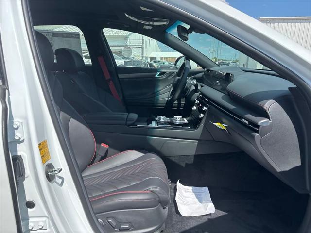 Photo of 2025 Uyuni White Genesis G80