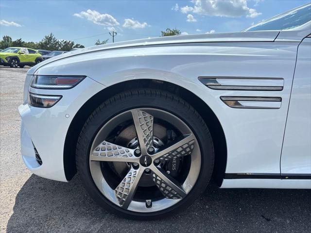 Photo of 2025 Uyuni White Genesis G80