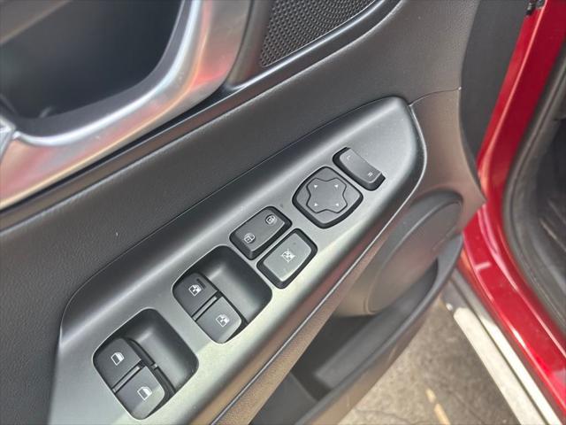 Photo of 2022 Pulse Red Hyundai KONA