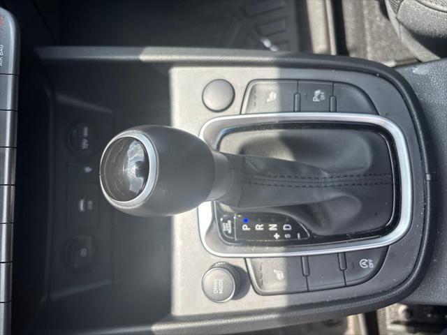 Photo of 2022 Pulse Red Hyundai KONA