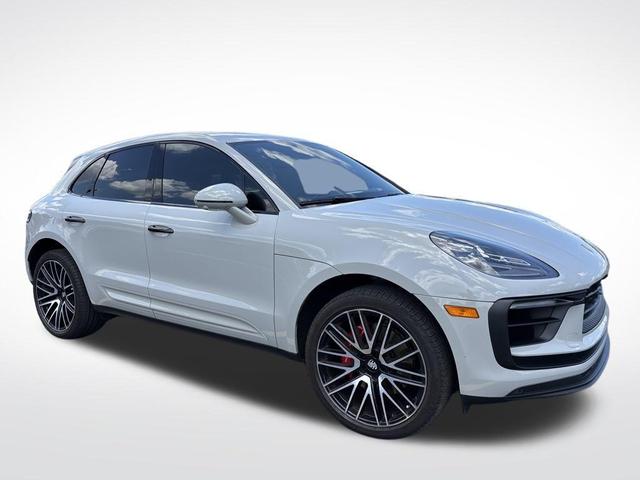 Photo of 2023 Gray Porsche Macan