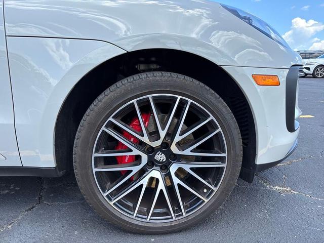 Photo of 2023 Gray Porsche Macan