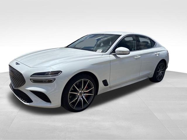 Photo of 2025 Uyuni White Genesis G70