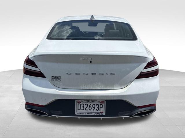 Photo of 2025 Uyuni White Genesis G70