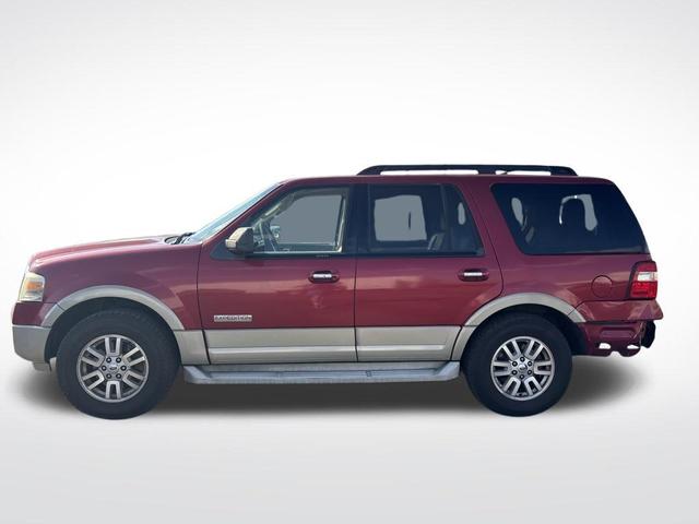 Photo of 2008 Redfire Clearcoat Metallic Ford Expedition
