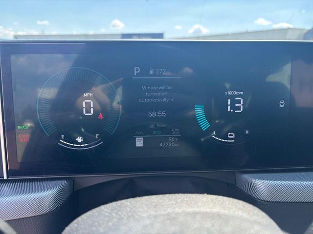 Photo of 2024 Onyx Black Hyundai SONATA Hybrid