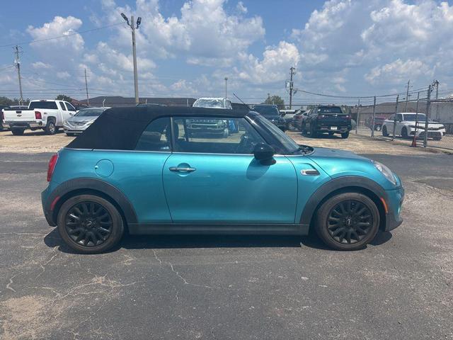 Photo of 2016 Caribbean Aqua Metallic MINI Convertible