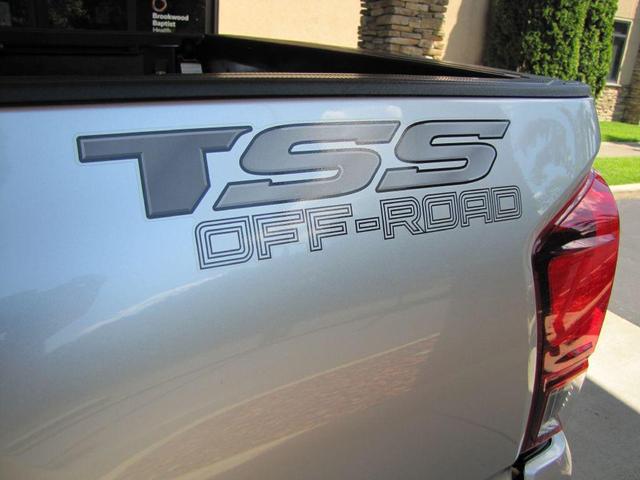 Photo of 2022 Silver Toyota Tacoma