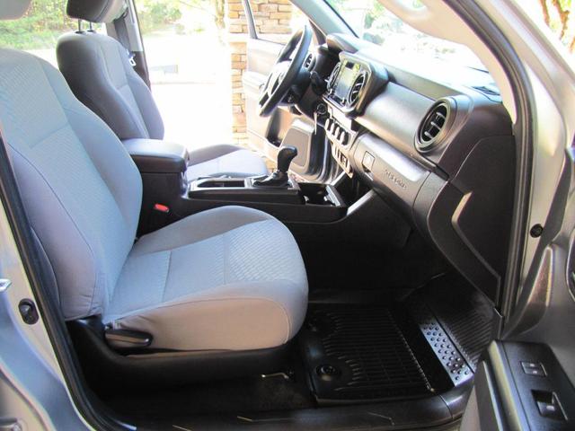 Photo of 2022 Silver Toyota Tacoma