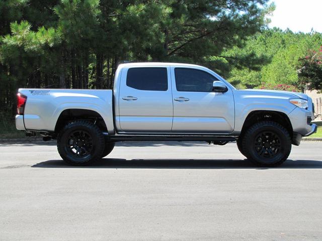Photo of 2022 Silver Toyota Tacoma